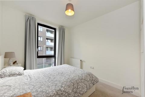 2 bedroom apartment to rent, Rosegate House, Bow, London, E3
