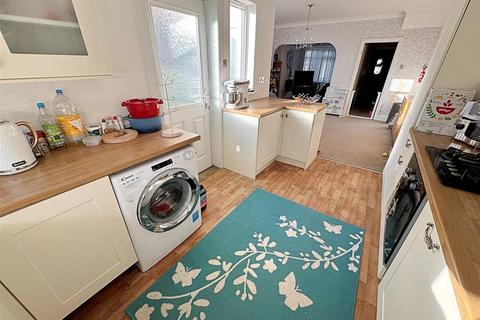 3 bedroom terraced house for sale, Baroness Road, Grimsby, N.E. Lincs, DN34 4DP