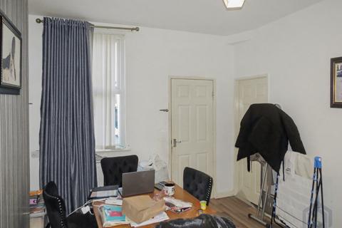 undefined, LIVERPOOL L4
