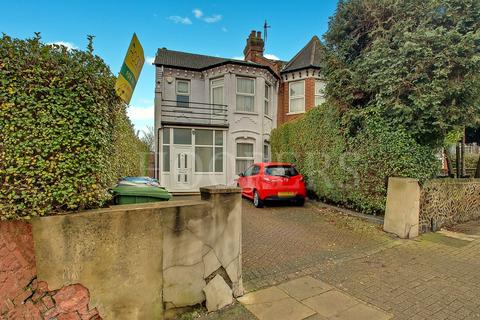 3 bedroom end of terrace house for sale, Aberdeen Road, London, NW10