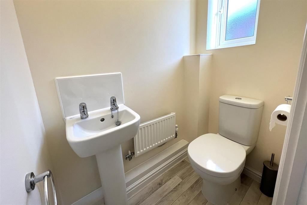 Ground Floor WC.JPG