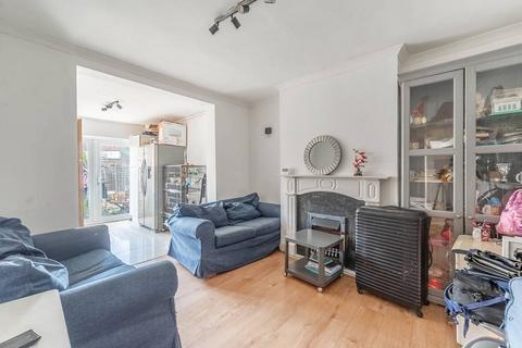 2 bedroom maisonette for sale, Walton Road, Harrow, HA1