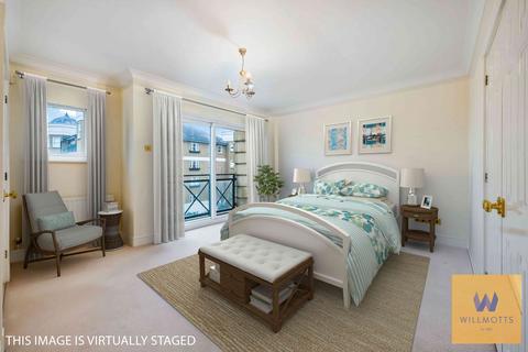 3 bedroom flat for sale, Wyatt Drive, Handel Mansions, SW13