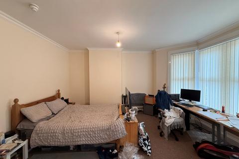 undefined, Toronto Road, Bristol BS7