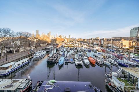 2 bedroom flat to rent, Sweden Gate, Surrey Quays SE16