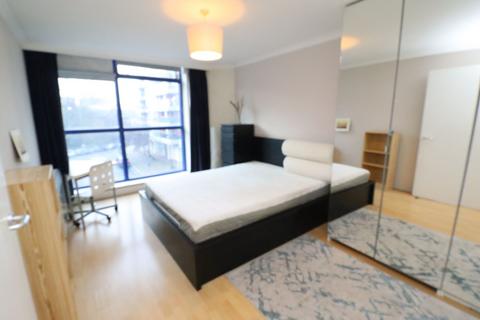2 bedroom flat to rent, Sweden Gate, Surrey Quays SE16