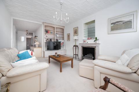 2 bedroom apartment for sale, Circus Lodge, Circus Road, London, NW8