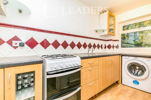 1 bedroom house to rent, Tychbourne Drive, Guildford, GU4
