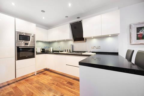 1 bedroom flat for sale, Commercial Road, Whitechapel, London, E1