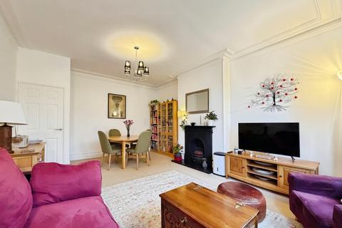 2 bedroom flat for sale, Grimston Gardens, Folkestone