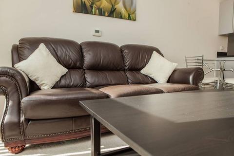 1 bedroom flat for sale, Grosvenor Waterside, Pimlico, London, SW1W