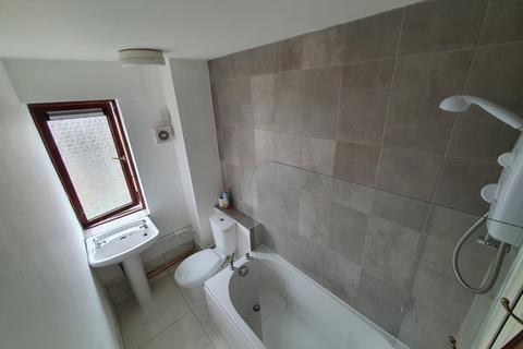 2 bedroom apartment to rent, Summer Street, Sheffield S3