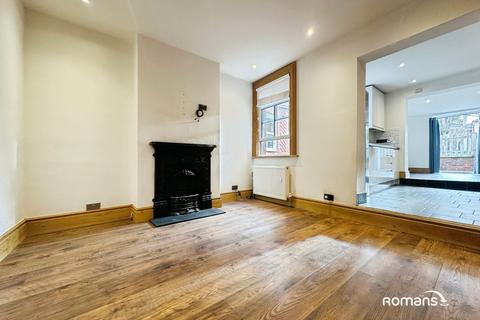 3 bedroom terraced house for sale, Southern Road, Basingstoke, Hampshire