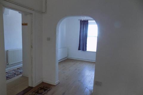 3 bedroom terraced house to rent, Berwick Terrace, Mount Pleasant, Swansea., SA1 6XT