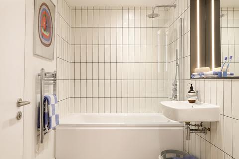 undefined, King Street, Farnworth BL4