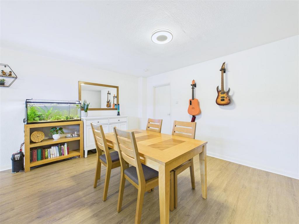 Apartment in Sheffield, Hangingwater, Ranmoor - View 5