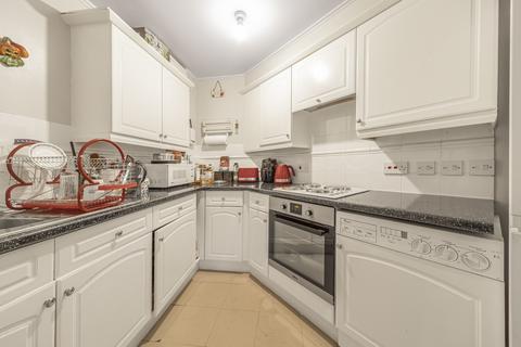 2 bedroom flat for sale, Elizabeth Fry Place, Woolwich, SE18