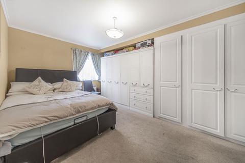 2 bedroom flat for sale, Elizabeth Fry Place, Woolwich, SE18