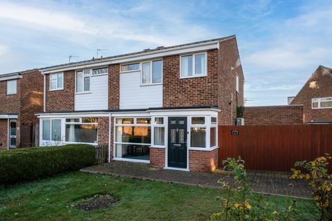 3 bedroom semi-detached house for sale, Parlour Close, Histon, CB24