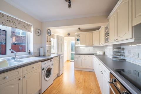3 bedroom semi-detached house for sale, Parlour Close, Histon, CB24
