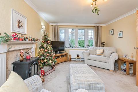 3 bedroom detached house for sale, Edge Lane, Dewsbury WF12