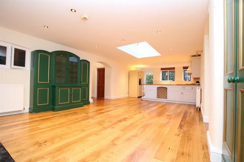 undefined, Forest Road, Colgate, Horsham