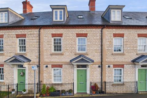 undefined, Northampton Road, Towcester, NN12
