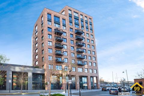 undefined, Headwater Point, London, E3