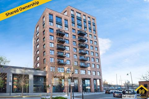 1 bedroom apartment for sale, Headwater Point, London, E3