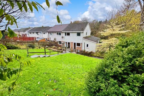 4 bedroom semi-detached house for sale, Speirs Road, Lochwinnoch