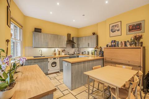 2 bedroom flat for sale, Eccleston Street, London SW1W
