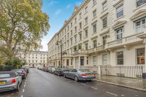 Studio for sale, Warwick Square, London SW1V