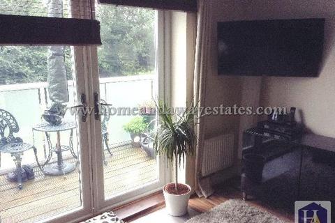 Studio to rent, 1st Floor, Gondar Gardens, West Hampstead, NW6