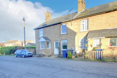 2 bedroom terraced house to rent, Station Road, Warboys, Huntingdon