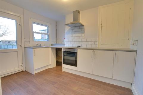 2 bedroom terraced house to rent, Station Road, Warboys, Huntingdon