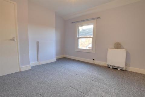 2 bedroom terraced house to rent, Station Road, Warboys, Huntingdon