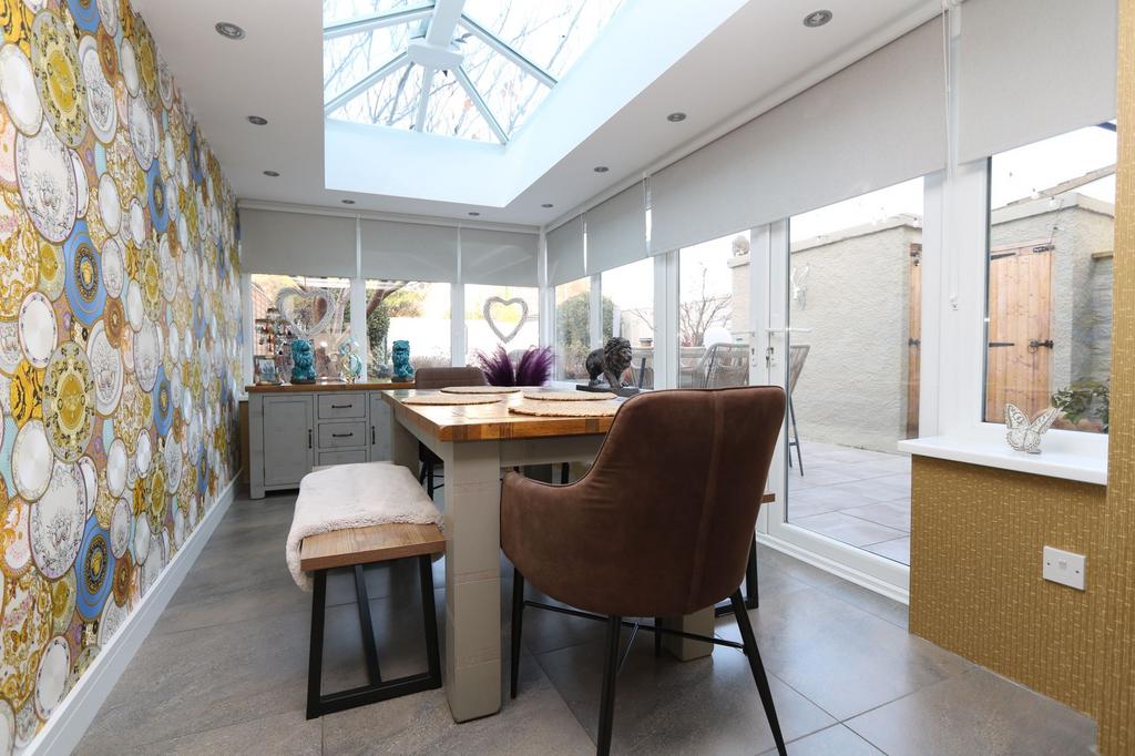 Living Room/ Diner