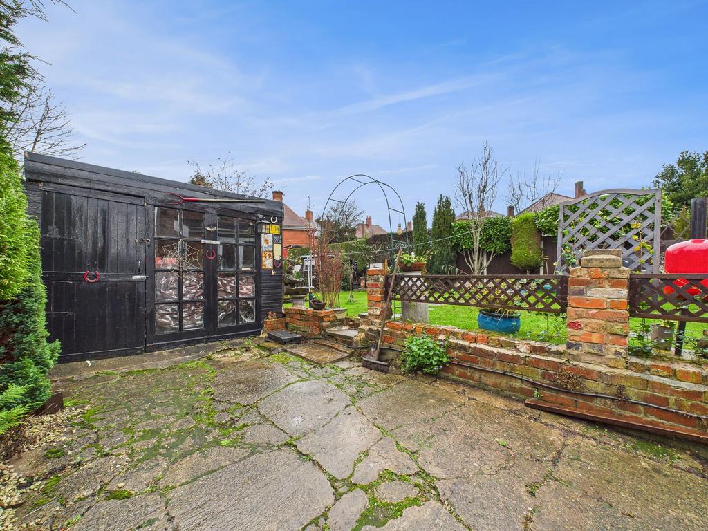 Rear Garden and Outbuilding