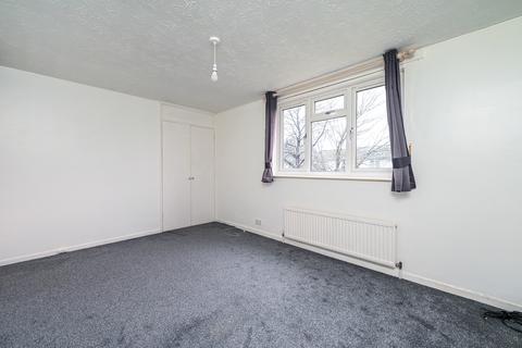 undefined, Carmarthen Close, Farnborough GU14