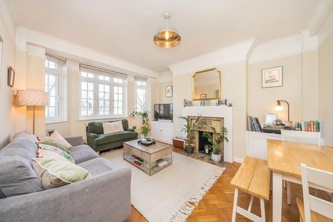 Macaulay Court, London SW4