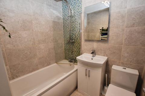 3 bedroom terraced house for sale, Kerscott Road, MANCHESTER, M23