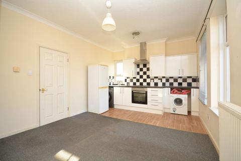 1 bedroom flat to rent, Osborne Road, Broadstairs, Kent, CT10 2AE