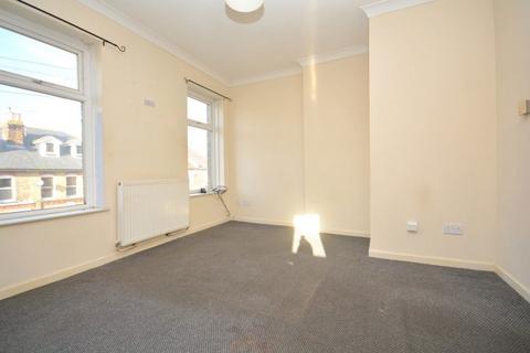 1 bedroom flat to rent, Osborne Road, Broadstairs, Kent, CT10 2AE