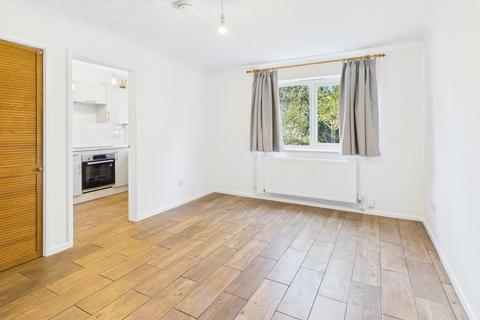 2 bedroom terraced house to rent, Melvin Way, Histon, Cambridge, Cambridgeshire