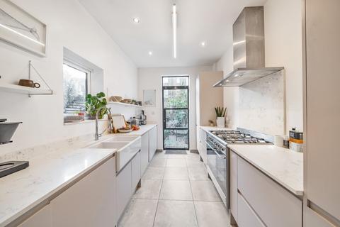 2 bedroom house for sale, Kinsale Road, London, SE15