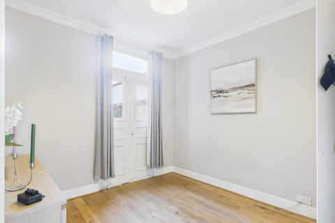 undefined, Balham Grove, London