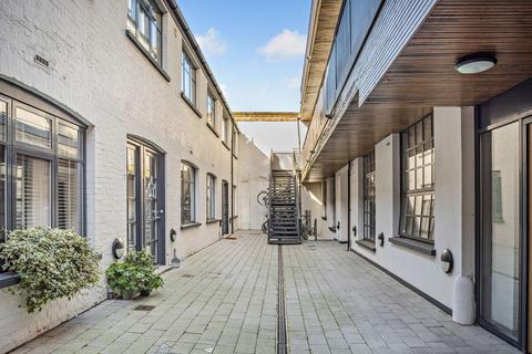 1 bedroom flat for sale, 65 Woodrow, London SE18
