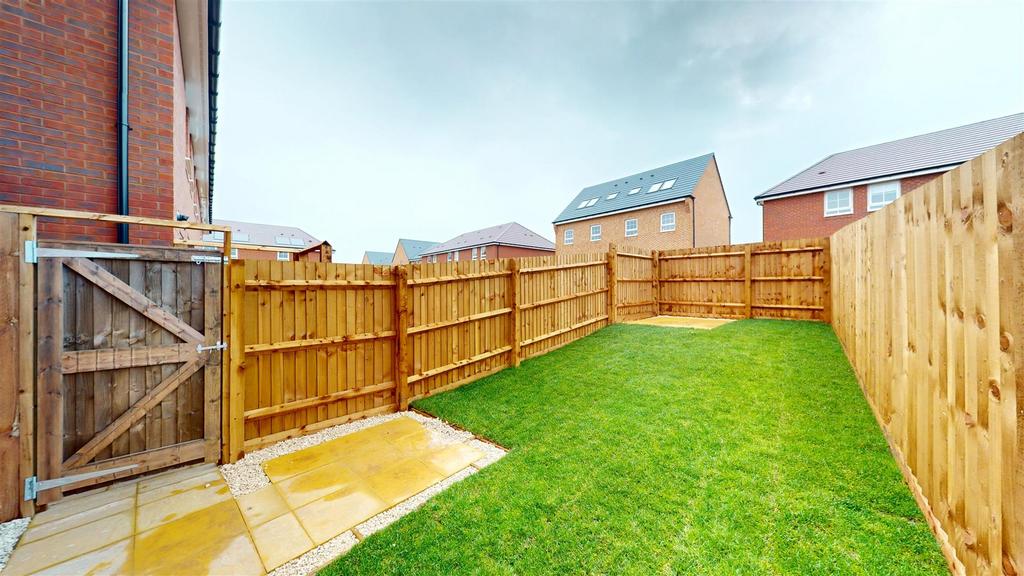 Leedham Close 14 Garden.jpg