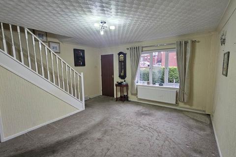2 bedroom semi-detached house for sale, Daisy Street, Chadderton
