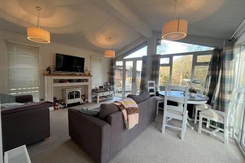 undefined, Pathfinder Tuscany Lodge (Pre-owned) Hill of Oaks Caravan and Lodge Park, Windermere LA23